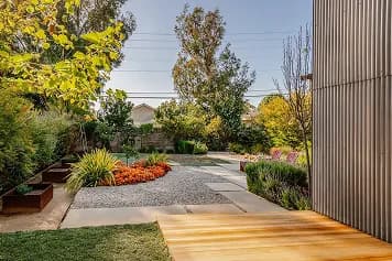 Lawn Mowing & Edging